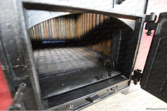 Колосниковый котел КВр-0.9 К